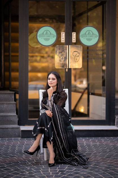 Effortlessly chic: Black Khaadi net 3 piece stitched